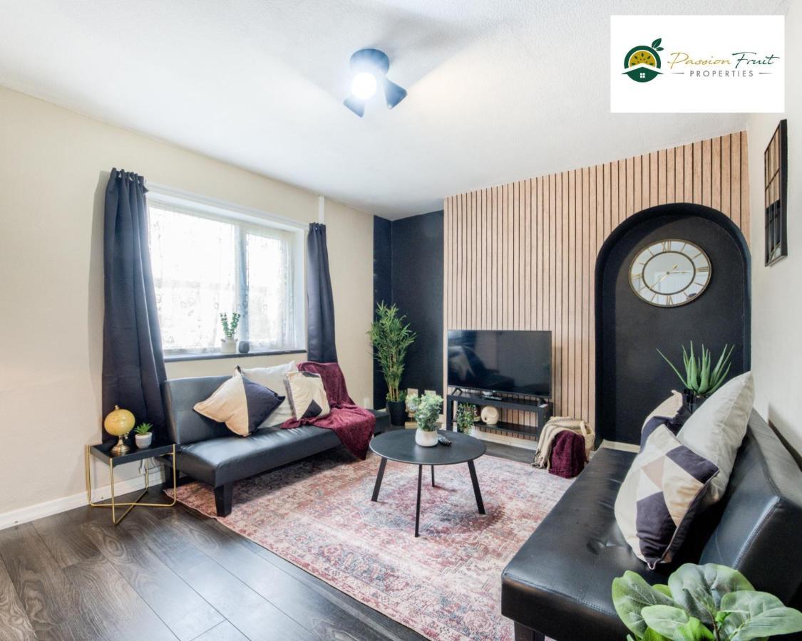 3 Bedroom House With 5 Beds House By Passionfruit Properties Near Coventry City Centre - Bcc Exterior photo