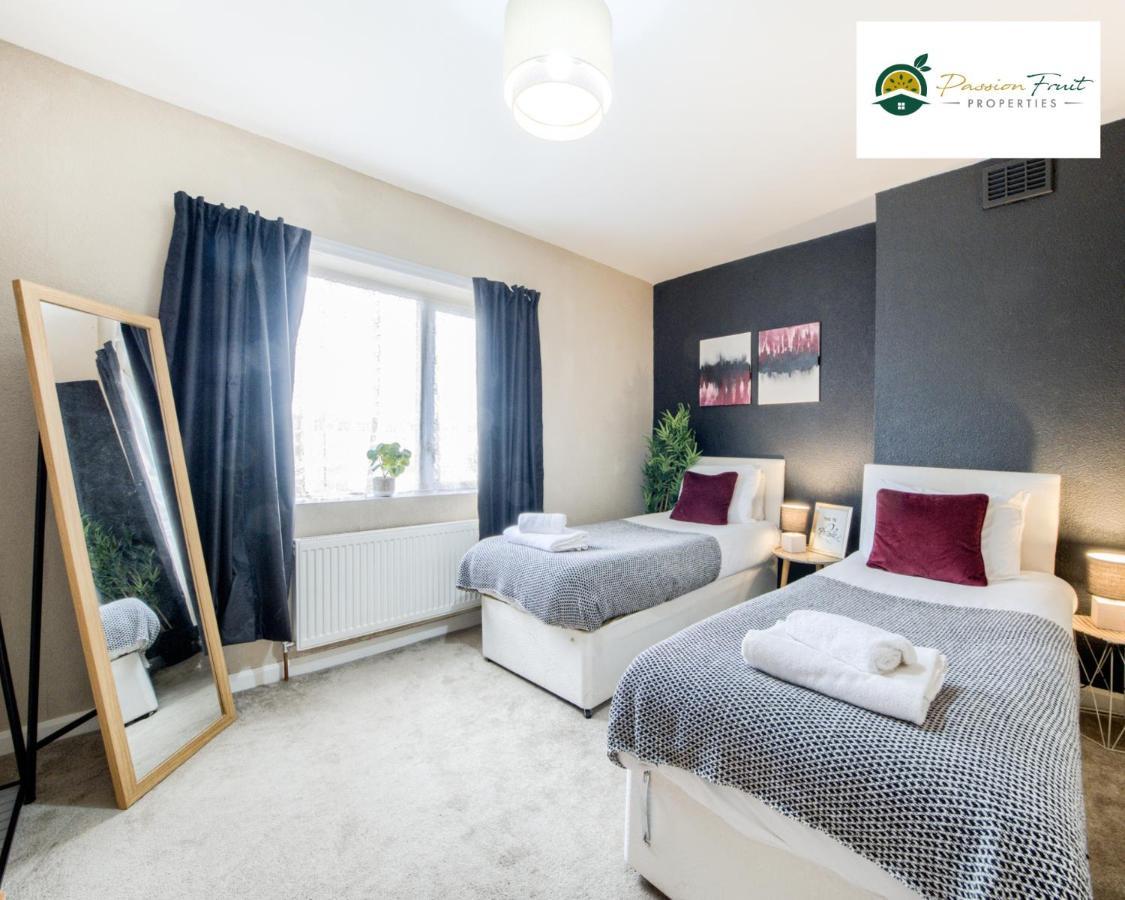 3 Bedroom House With 5 Beds House By Passionfruit Properties Near Coventry City Centre - Bcc Exterior photo